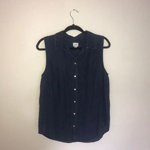 Soft sleeveless button-down blouse